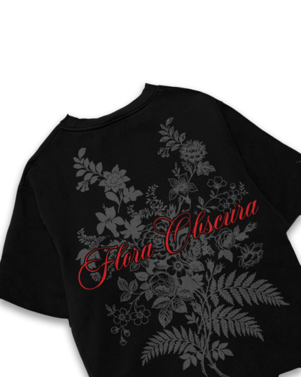 Beauty in shadows - Oversized tee